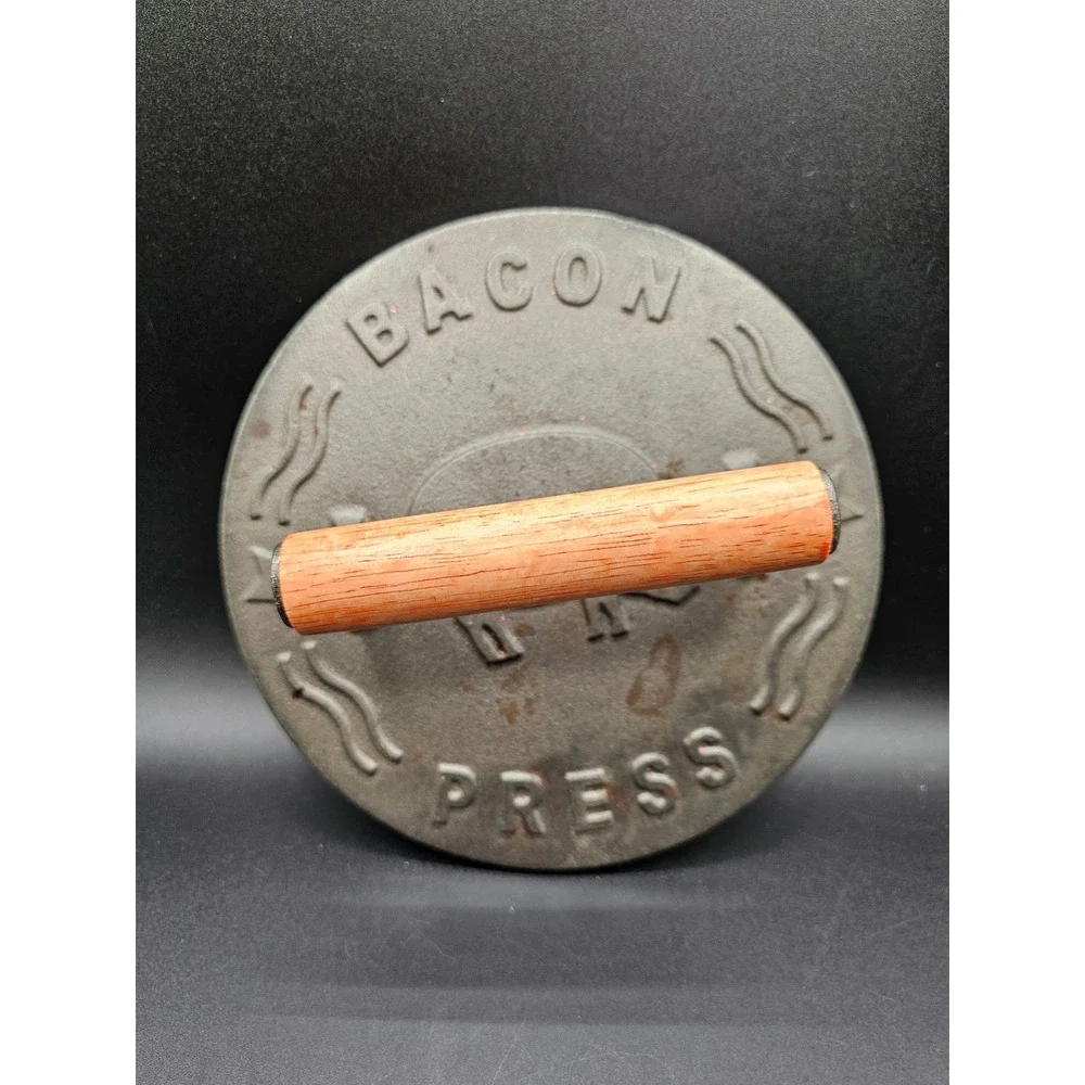 Vintage Cast Iron Bacon Press Round Pig Design Wood Handle 7.5 Inch Grill Weight